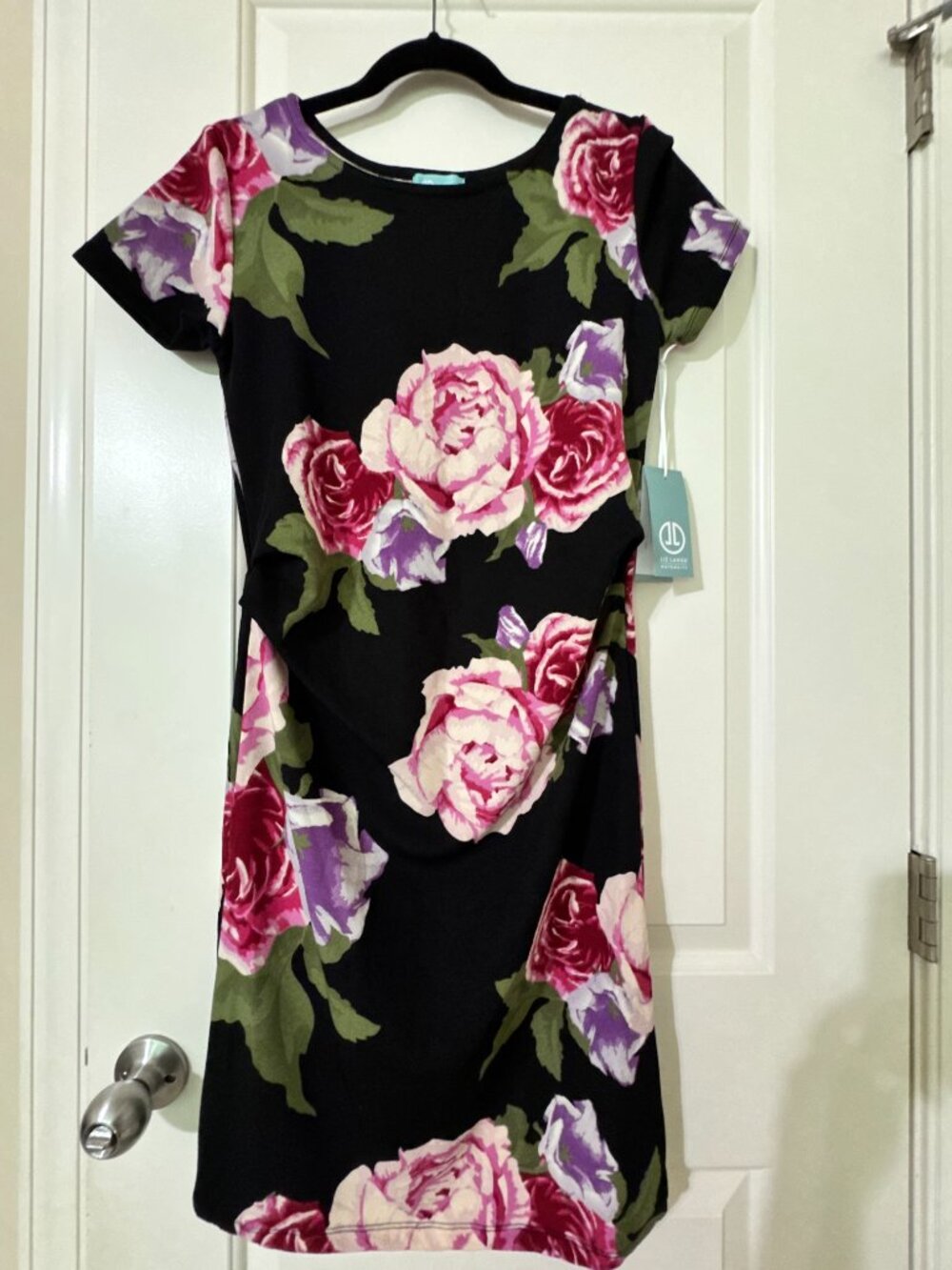 Liz Lange Maternity Black Floral Rose Print Shift Dress - NWT Small